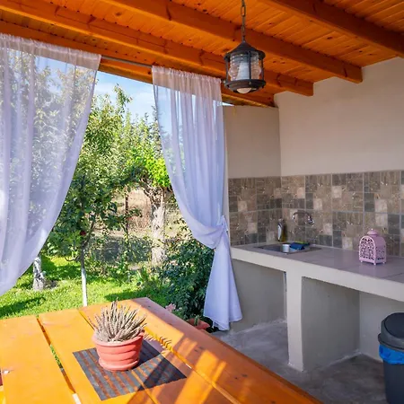 Marina * Καλάνδρα