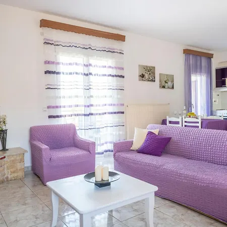 Holiday home Marina Kalandra